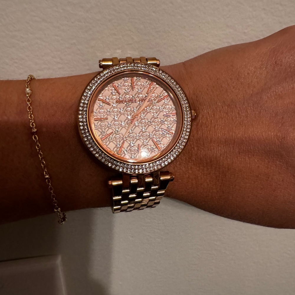 Michael Kors MK3399 Wrist Watch for Women